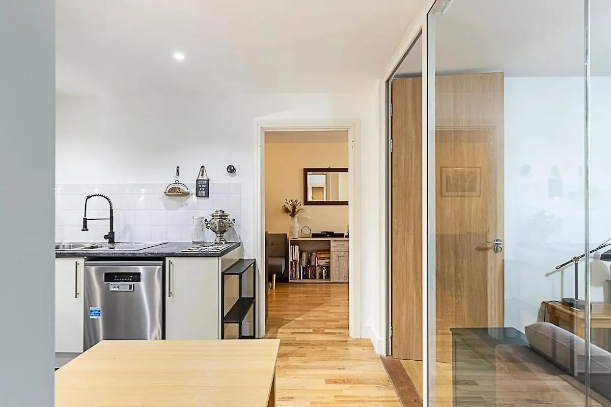 Spacious Green Terrace Apartment Londres 0*,  Reino Unido
